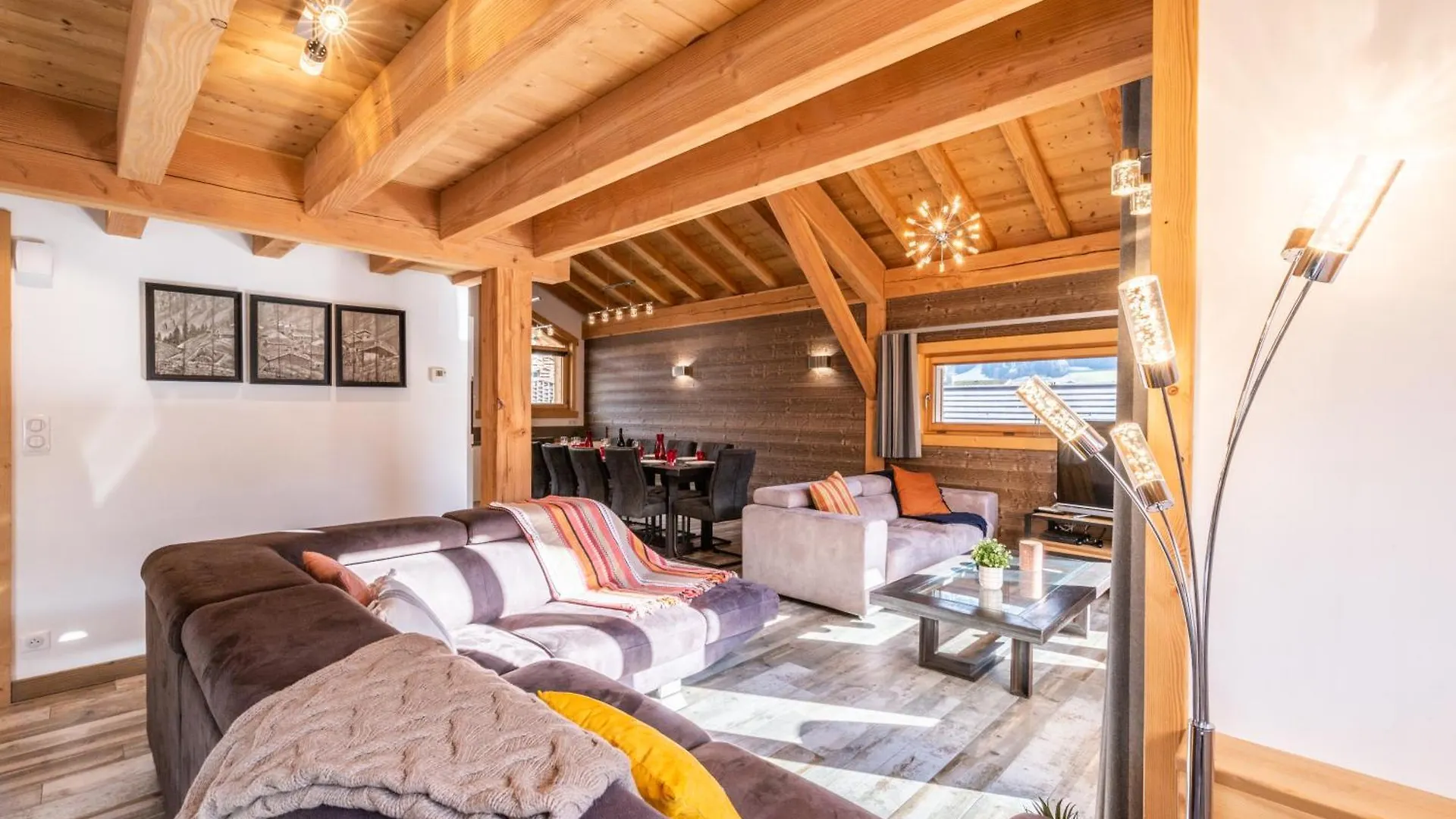 Etoile Appartement 5 Chambres , Centre De Morzine Apartment