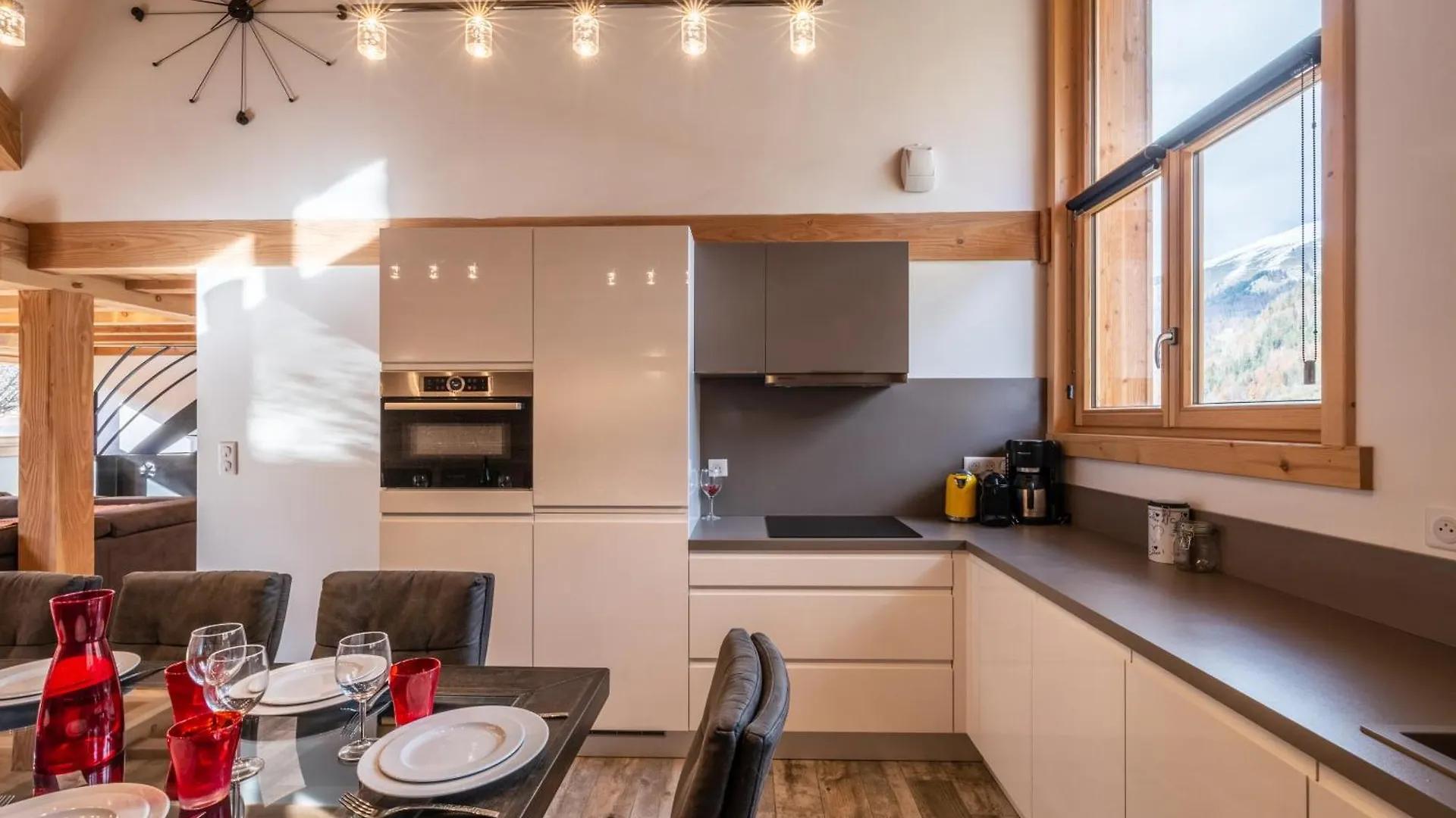 Etoile Appartement 5 Chambres , Centre De Morzine 0*,  France